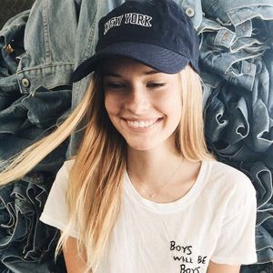 NWT Brandy Melville Hat